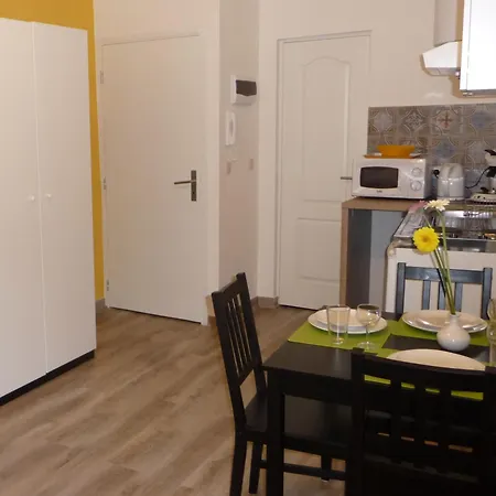 Apartment Chez Esmara Et Philippe Fourche *