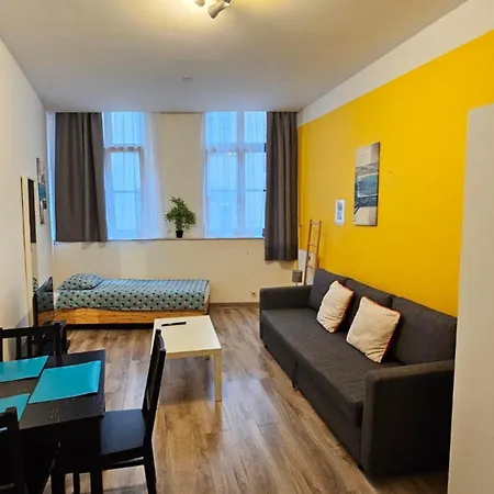Chez Esmara Et Philippe Fourche Apartment Brussels
